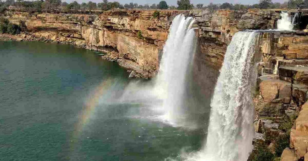 TOP 5 TOURIST PLACES IN CHHATTISGARH 