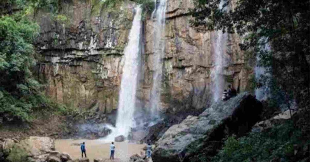 TOP 5 PLACES TO VISIT IN MAINPAT 