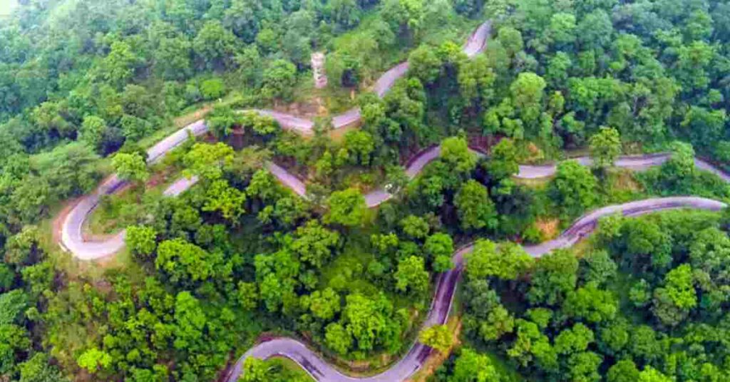 TOP 5 PLACES TO VISIT IN MAINPAT 